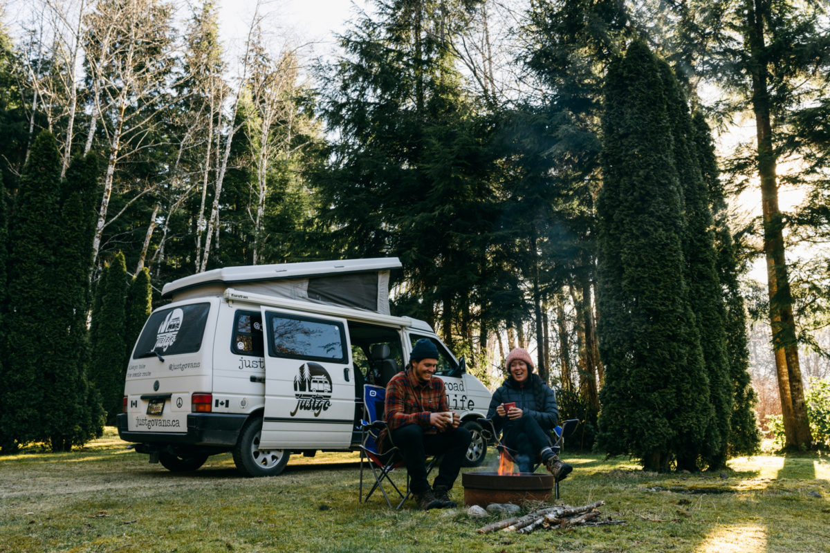 campervan rental Vancouver Island Nanaimo camping with friends outdoors