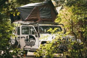 jeep with rooftop tent rental