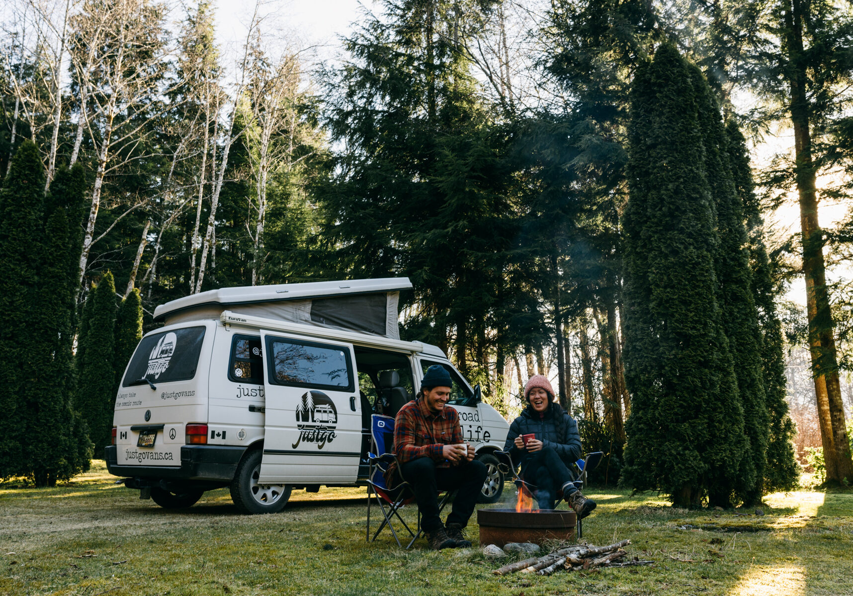 campervan rental Vancouver Island Nanaimo camping with friends outdoors